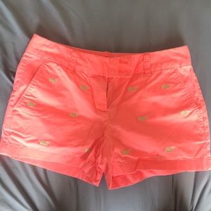 vineyard vines whale embroidered every day shorts